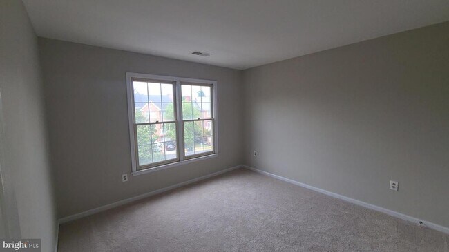 Building Photo - 20346 Brentmeade Terrace