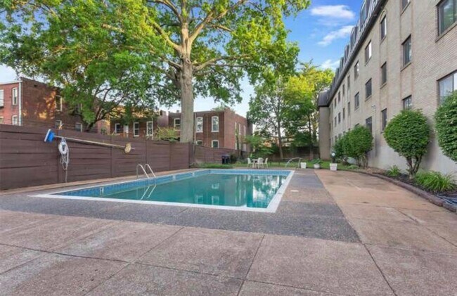 Building Photo - 4355 Maryland Ave