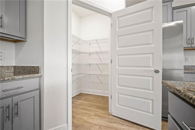 Building Photo - 13137 Cavalier St