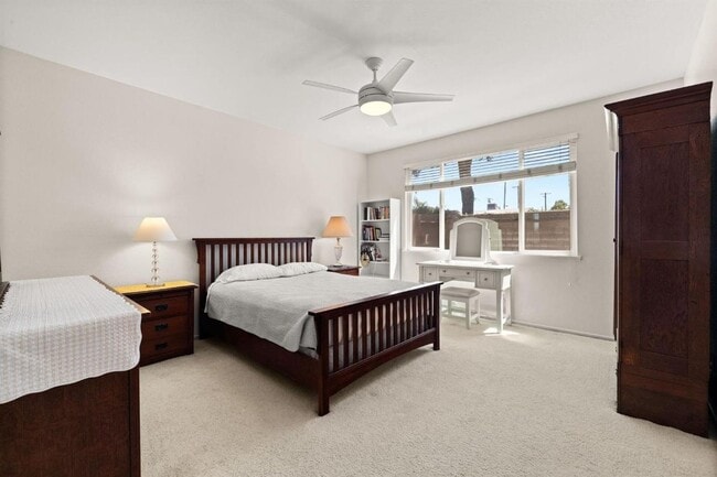 Building Photo - Adorable 3 bedroom 2 bath home