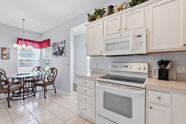 Building Photo - 149 Lazy Daisy Dr