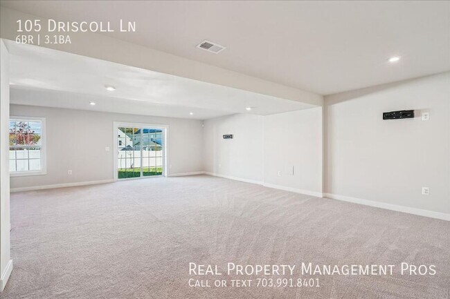 Building Photo - 105 Driscoll Ln