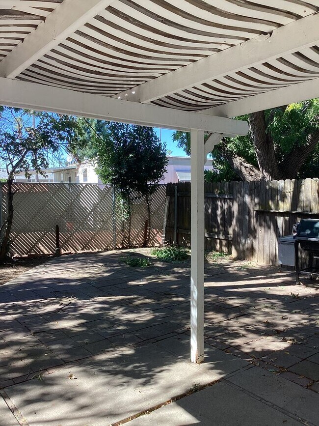 Maryknoll Ct 3132 Maryknoll Ct Sacramento CA 95826 Apartment Finder