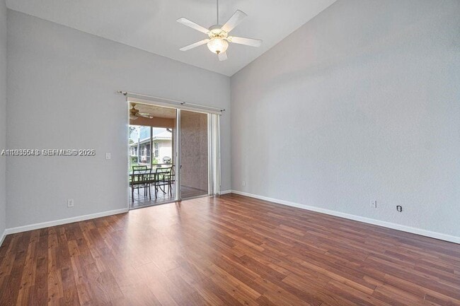 Building Photo - 2437 S Coral Trace Cir