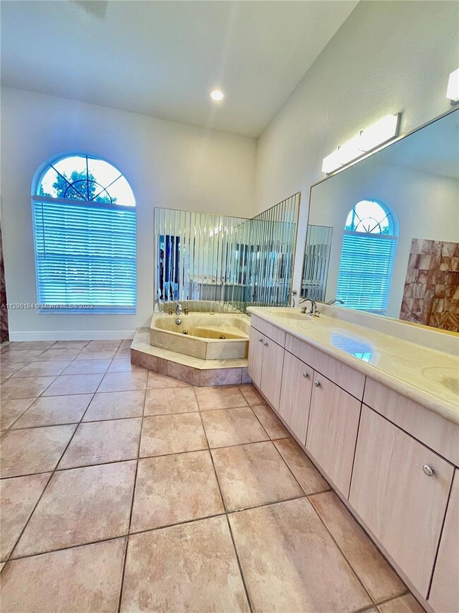 Building Photo - 3635 Park Ct