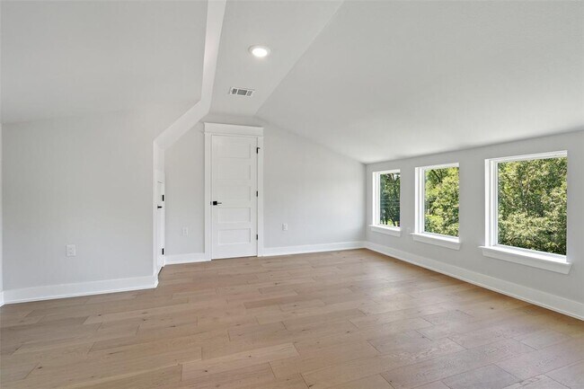Building Photo - 5109 Stone Gate Dr