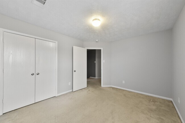 Building Photo - 5626 Abundant Life Ln