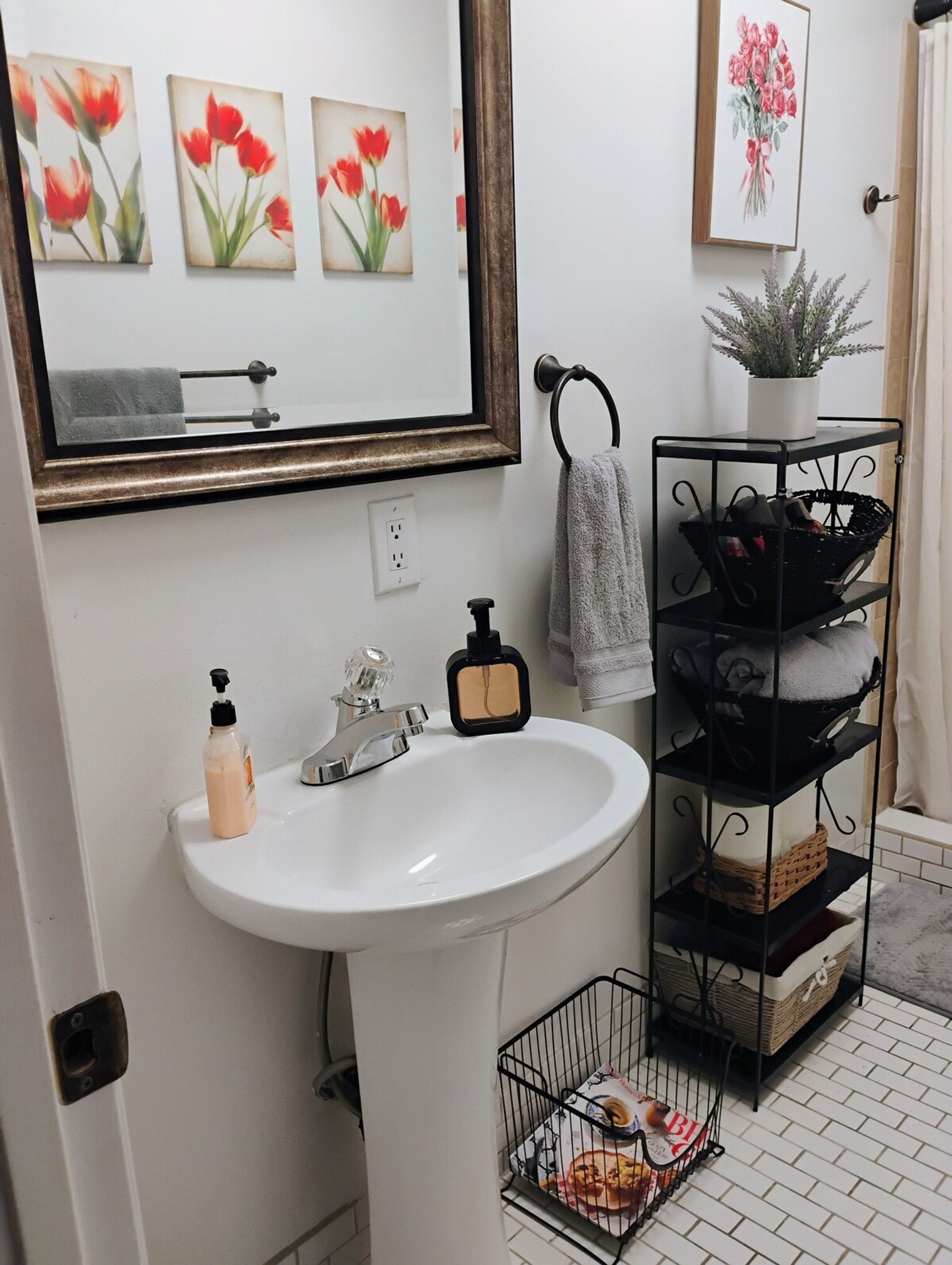 Building Photo - 22 W Main St