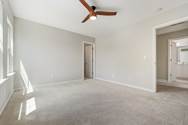 Building Photo - 17 Rattan Bay Ct