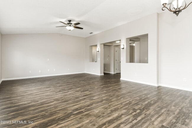 Building Photo - 86730 Cartesian Pointe Dr