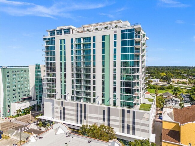 Building Photo - 777 3rd Ave N