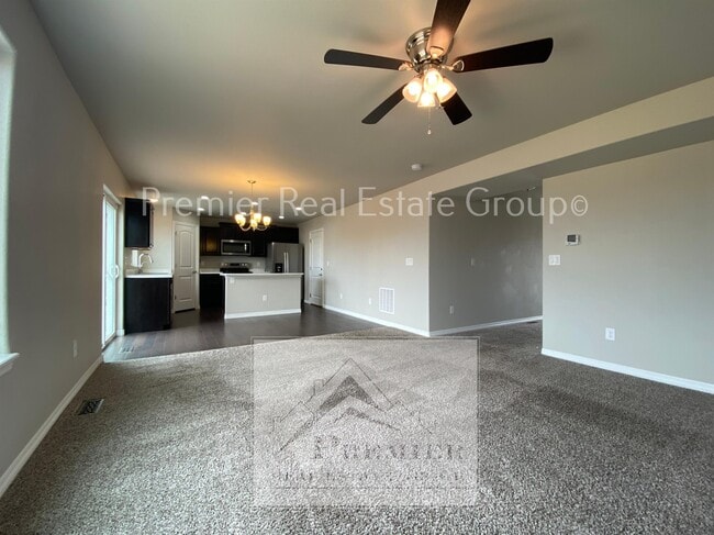 Building Photo - 6423 Weiser Dr