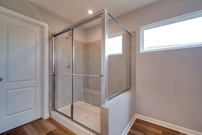Building Photo - 1744 Ardennes Oak Dr
