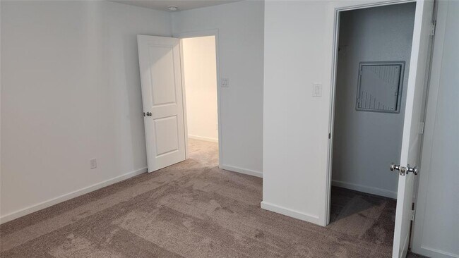 Building Photo - 21642 Coronado Grn Dr