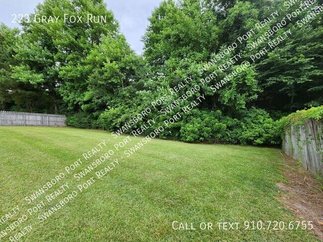 Building Photo - 223 Gray Fox Run
