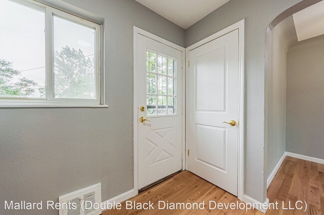 Building Photo - 4 br, 2 bath House - 2976 Olive St