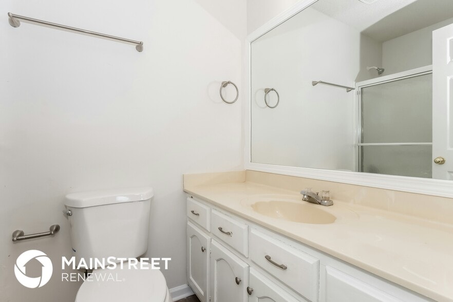 Building Photo - 5677 Kaitlyn Dr W