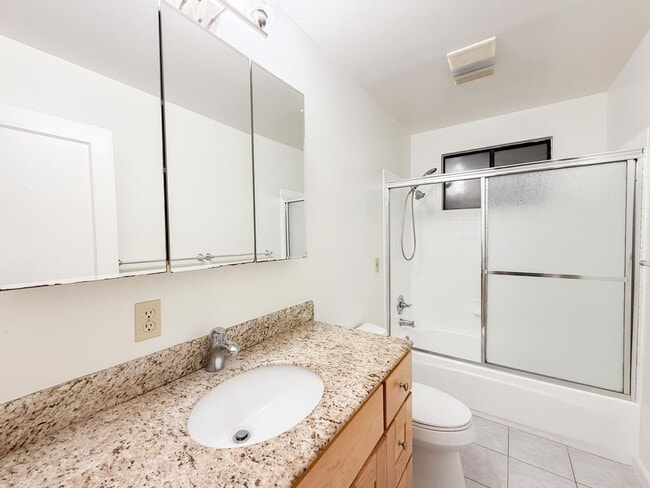 Building Photo - Floresta Gardens San Leandro Ranch Home