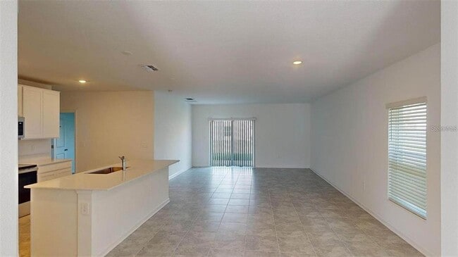 Building Photo - 1618 Reservoir Pl