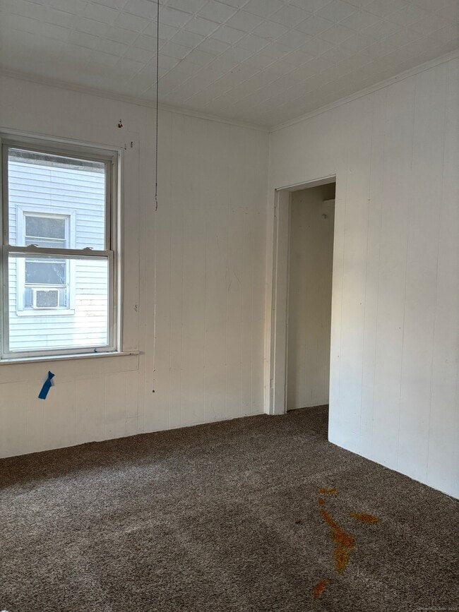 Building Photo - 113 Southview St