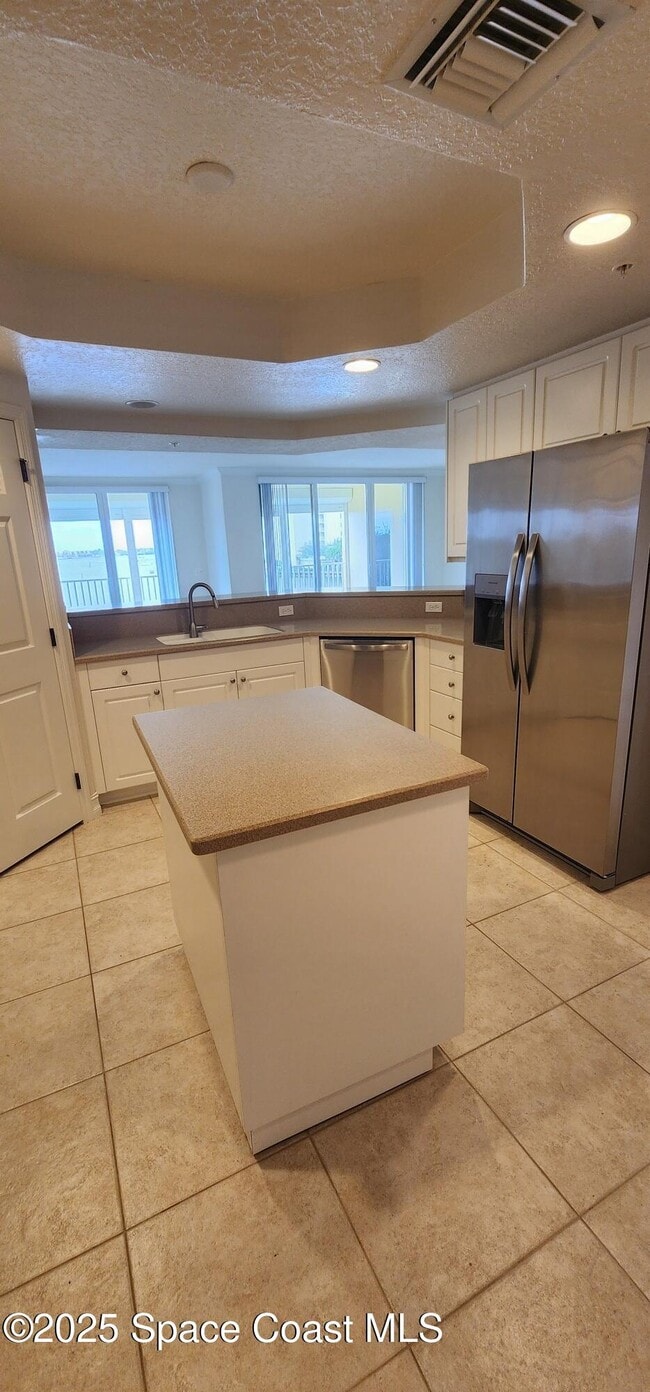 Building Photo - 134 Starboard Ln