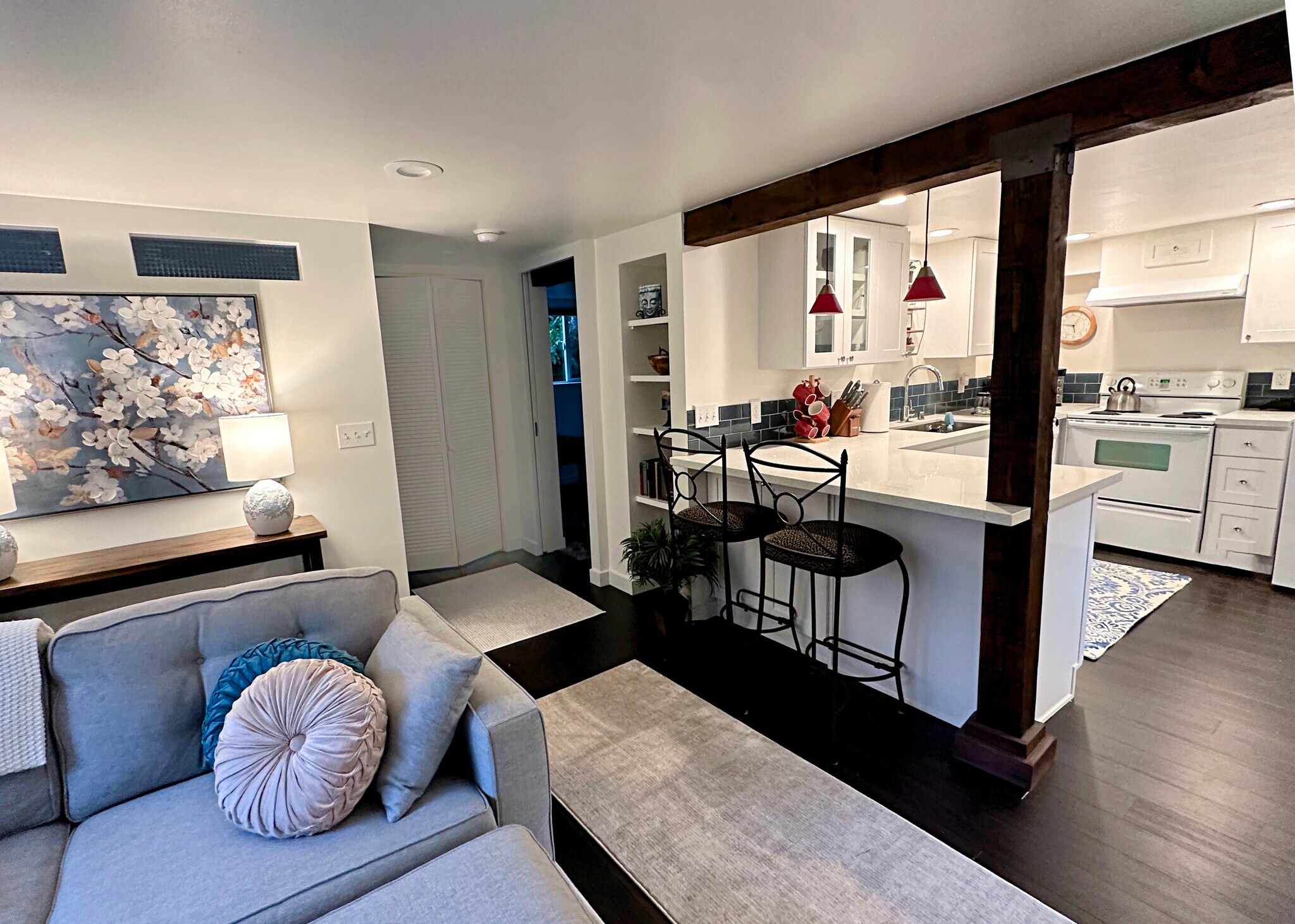 Building Photo - 11639 1st Ave NW