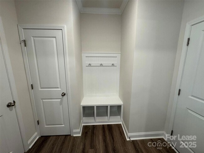 Building Photo - 4177 Steel Wy