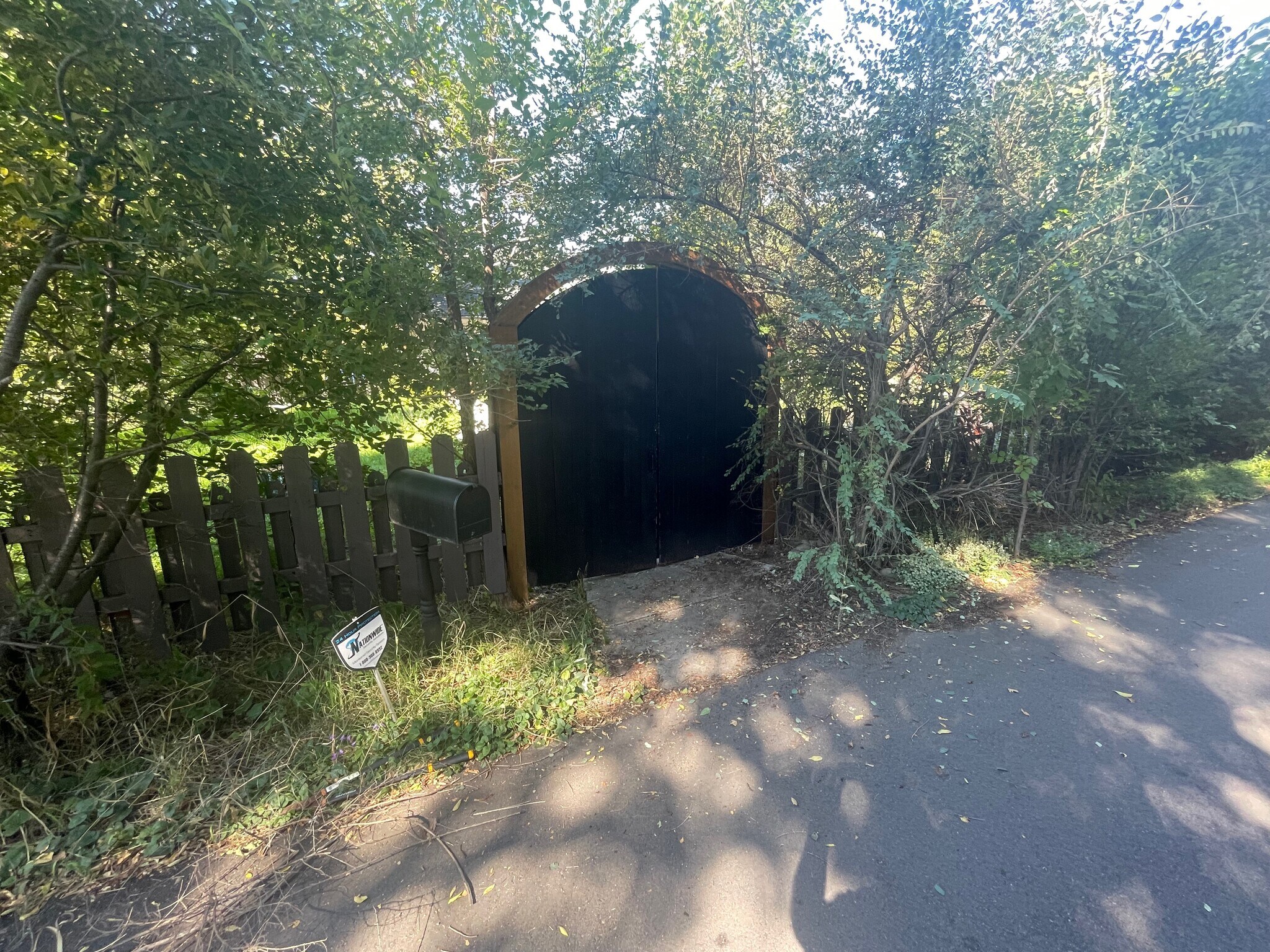 Building Photo - 1991 Glen Garry Dr