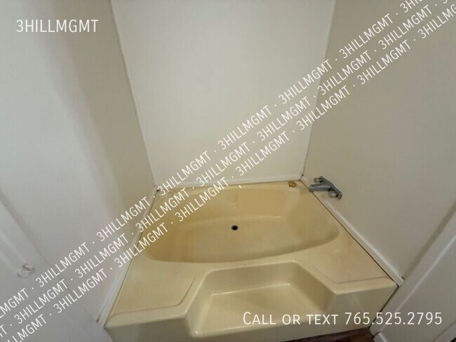 Building Photo - 269 Valley Brook Cir