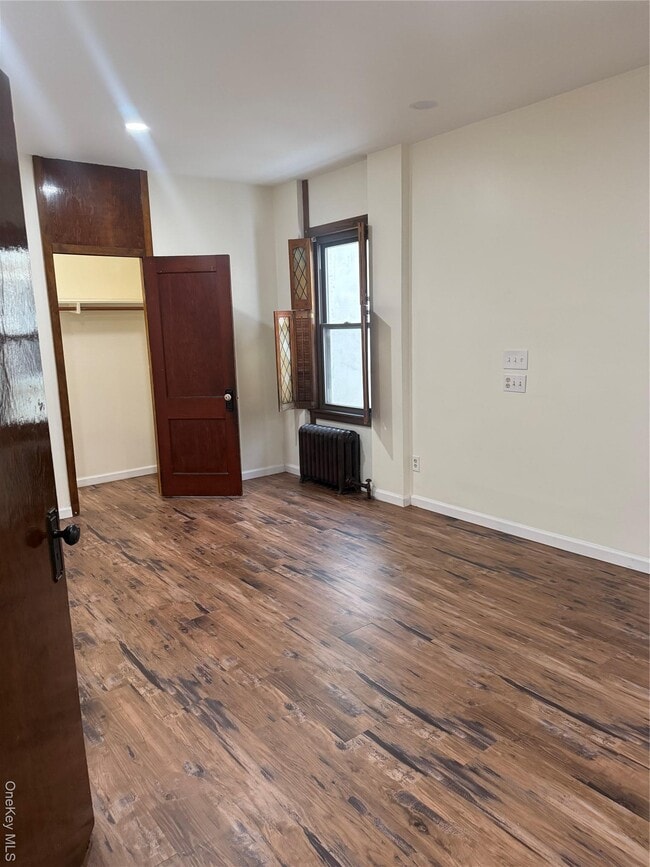 Building Photo - 173 Mansion St