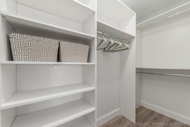 Building Photo - 1712 Sea Horse Pl