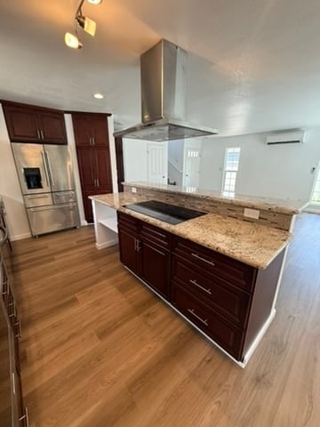 Building Photo - Beautifully Renovated 5-Bedroom Home | Spa...