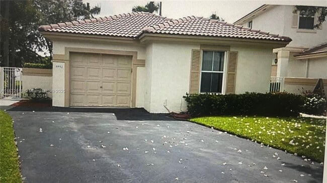 Building Photo - 6952 SW 148 Ln