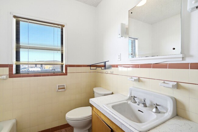 Building Photo - 1718 W 3300 S