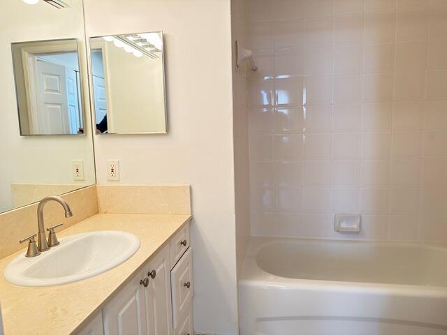 Building Photo - 651 Okeechobee Blvd