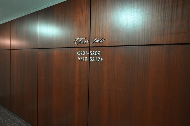 Building Photo - 655 W Irving Park Rd