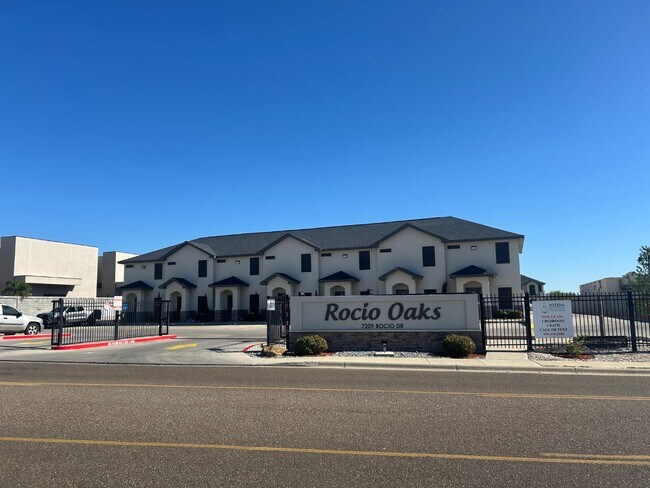 Building Photo - 7209 Rocio Dr
