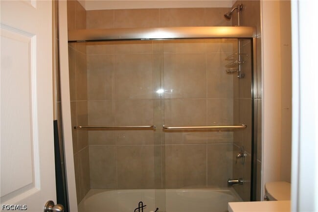 Building Photo - 20056 Sweetbay Dr