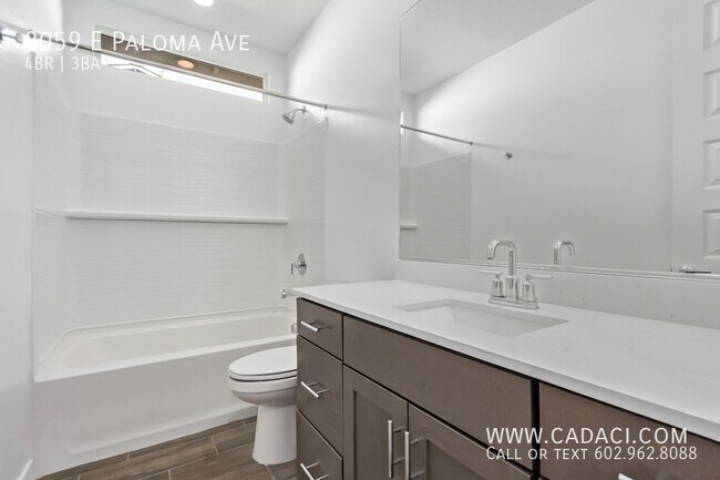 Building Photo - 8059 E Paloma Ave