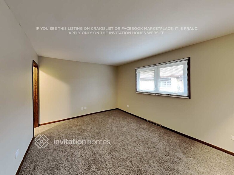 Building Photo - 7526 Cashew Dr