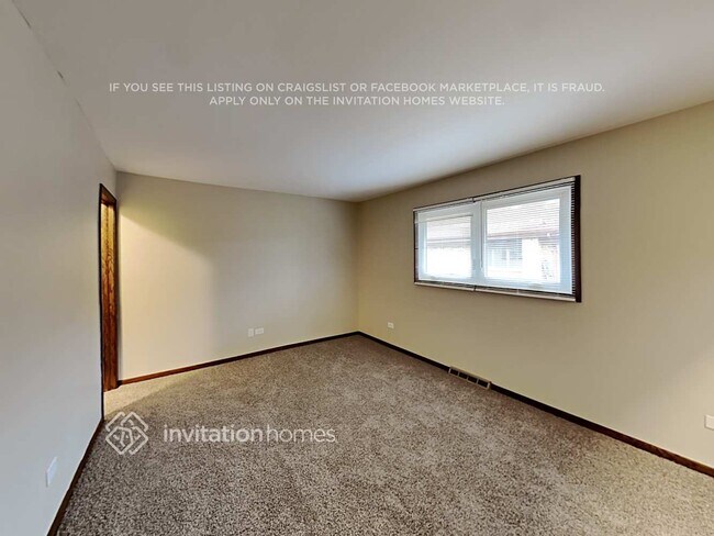 Building Photo - 7526 Cashew Dr
