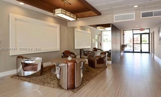 Building Photo - 3625 N Country Club Dr
