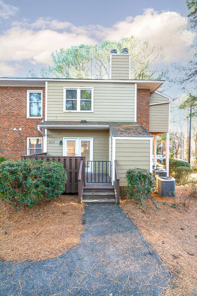 Building Photo - Perfect for roommates! Near Rex Hospital and Lenovo Center