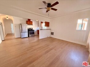 Building Photo - 3659 6th Ave