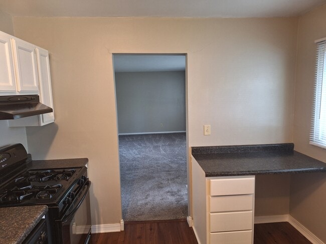 Building Photo - 1418 Dillon Dr