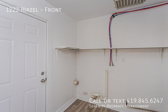 Building Photo - 1222 Hirzel-Front