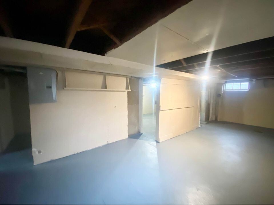 Building Photo - 1534 63rd St