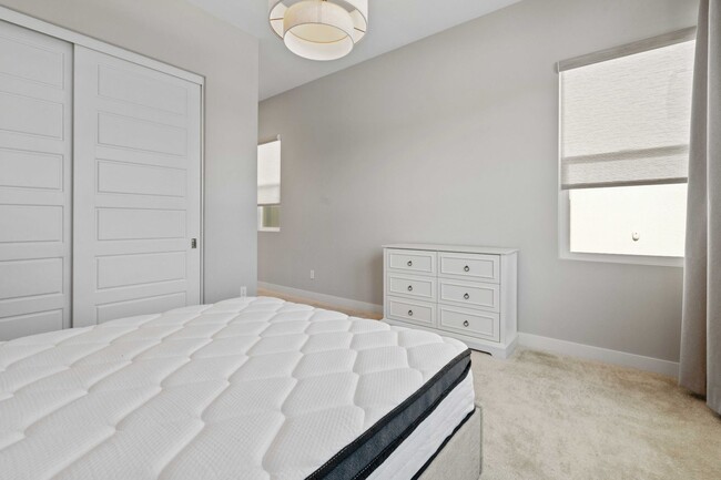 Building Photo - COMING SOON! Skyline Community 4 Bedroom H...
