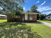 Building Photo - 608 Hightower St