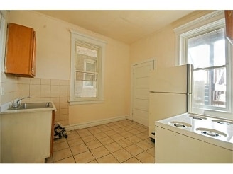  - 7152 S Emerald Ave
